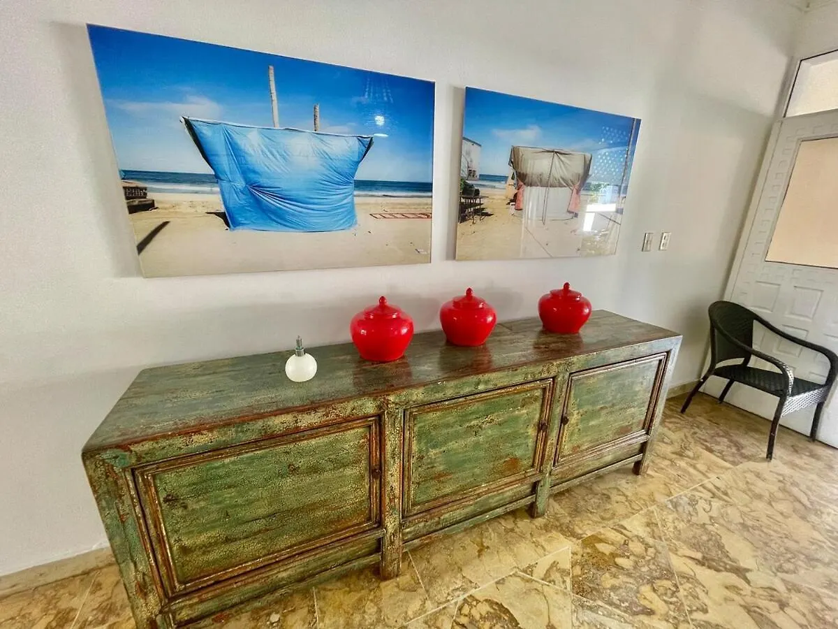Spacious Apartment Beach Access 후안돌리오